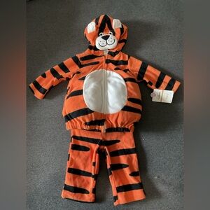 Carter’s Striped Tiger Costume 6-9 months NWT